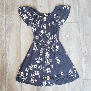 Scoop Neck Flowy Floral Dress